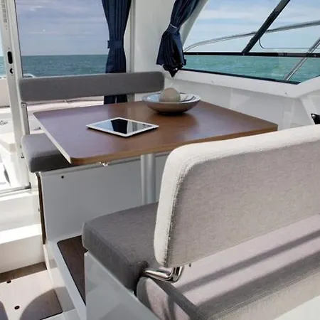 Beneteau Antares 8 Ob- Zdravko